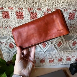 Mikoleon Wallet clutch - Rust Color Leather